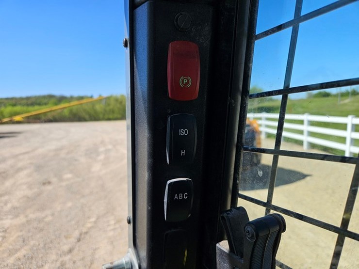2020-wacker-neuson-st50-image-37
