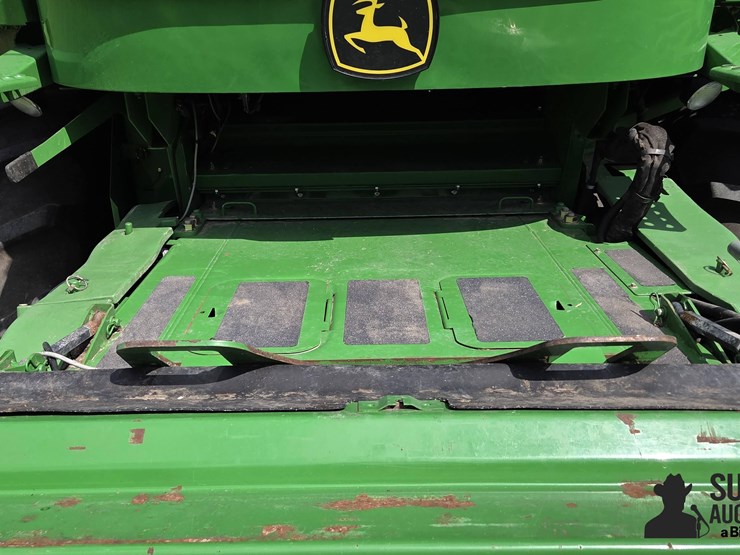 2010-john-deere-9570-sts-image-10