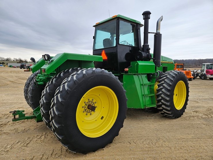 john-deere-8570-image-6