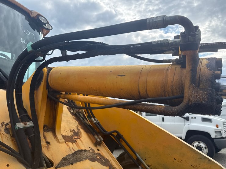 2007-jcb-436-image-41