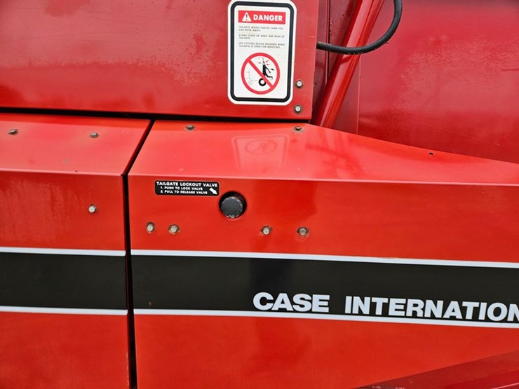 case-ih-8450-image-18