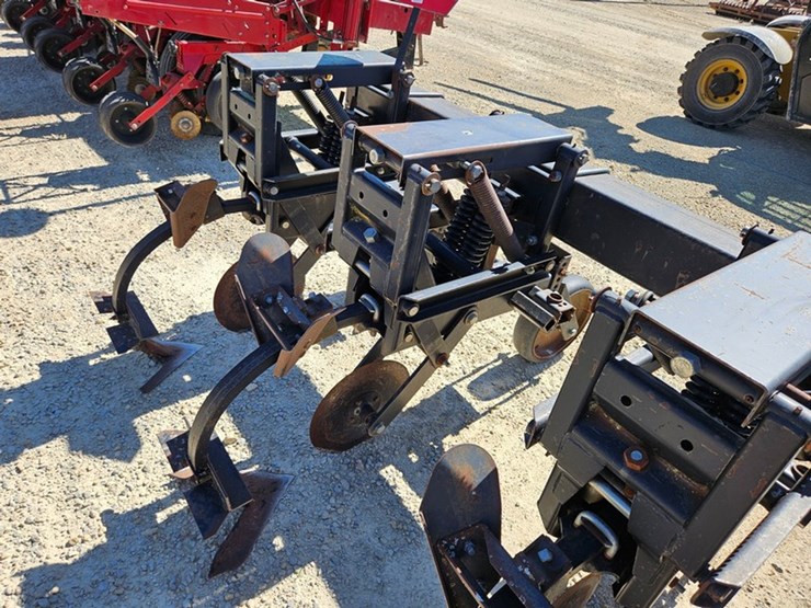 #5078-•-hiniker-3pt-6-row-30"-cultivator-image-21