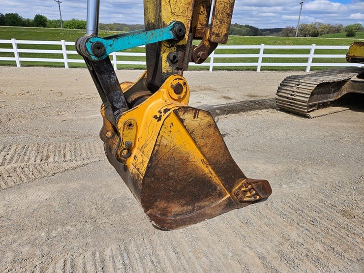 kobelco-sk220-lc-image-12