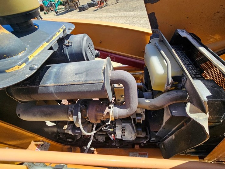 #5075-•-case-mxt-tractor-image-16