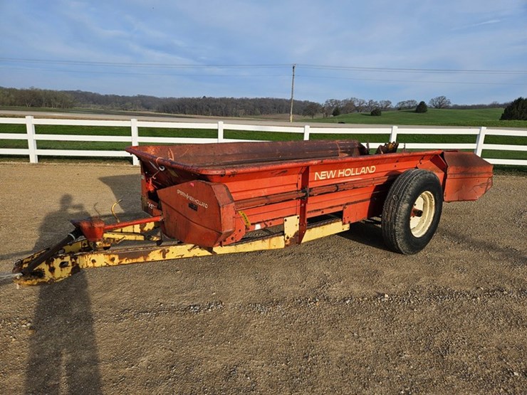 new-holland-519-image-1