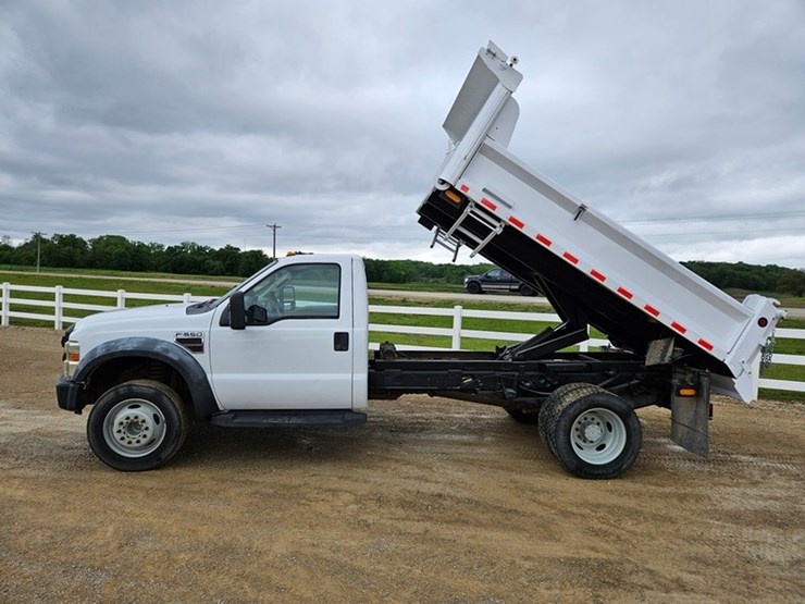 2008-ford-f550-image-10