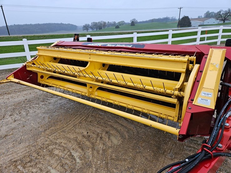 new-holland-1465-image-13