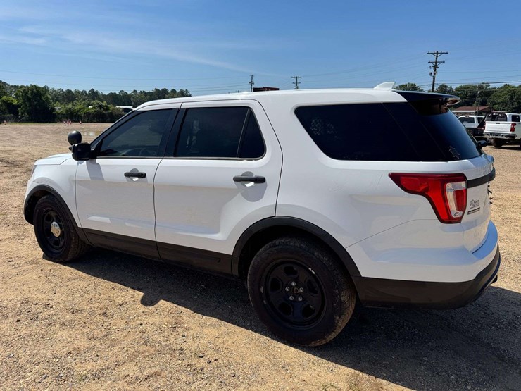 2017-ford-explorer-police-interceptor-image-4