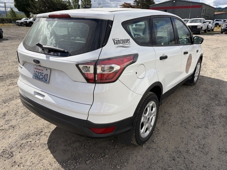 2017-ford-escape-image-4