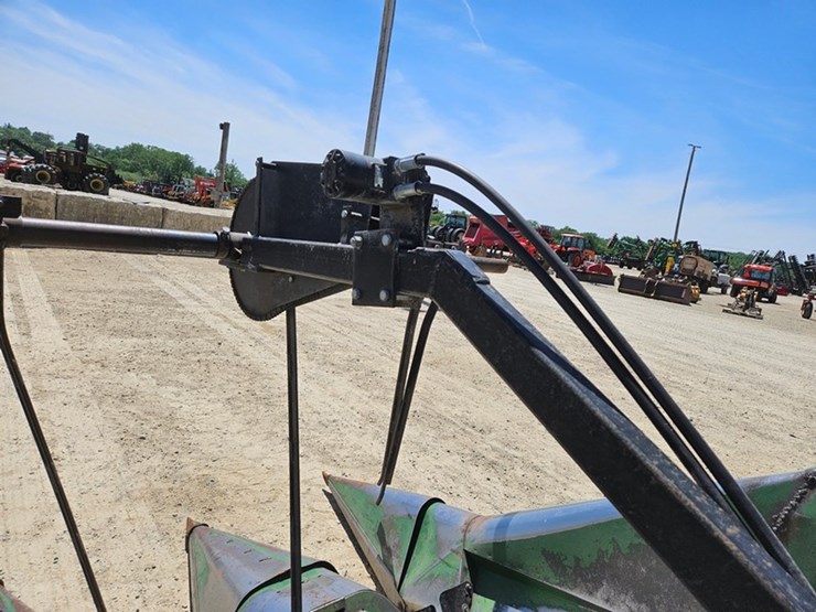 john-deere-643-image-11
