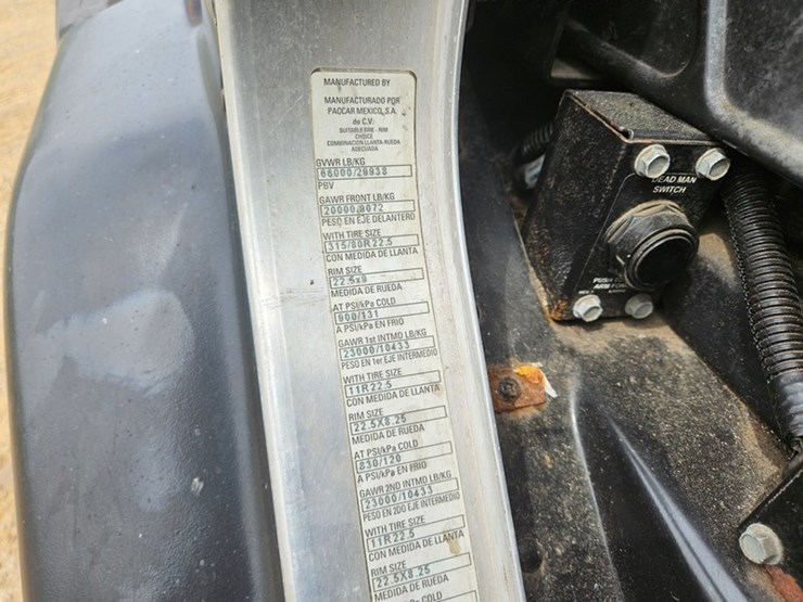 #5222-•-2015-peterbilt-garbage-truck-image-61