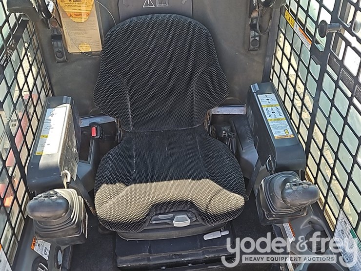 2018-bobcat-t750-image-26