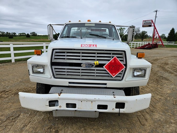 1992-ford-f600-image-8