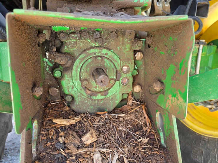 2013-john-deere-5100e-image-10