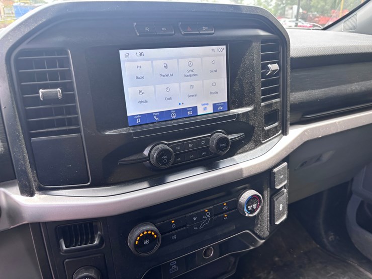 2022-ford-f150-image-10