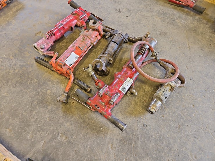 quantity-of-pneumatic-jack-hammers-image-2