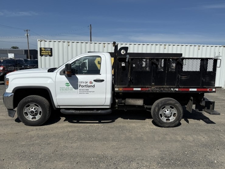 2016-gmc-sierra-2500-image-7