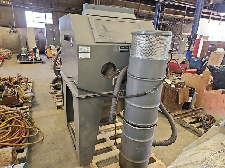 econoline-sandblast-cabinet-image-2