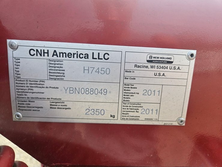 new-holland-h7450-image-32