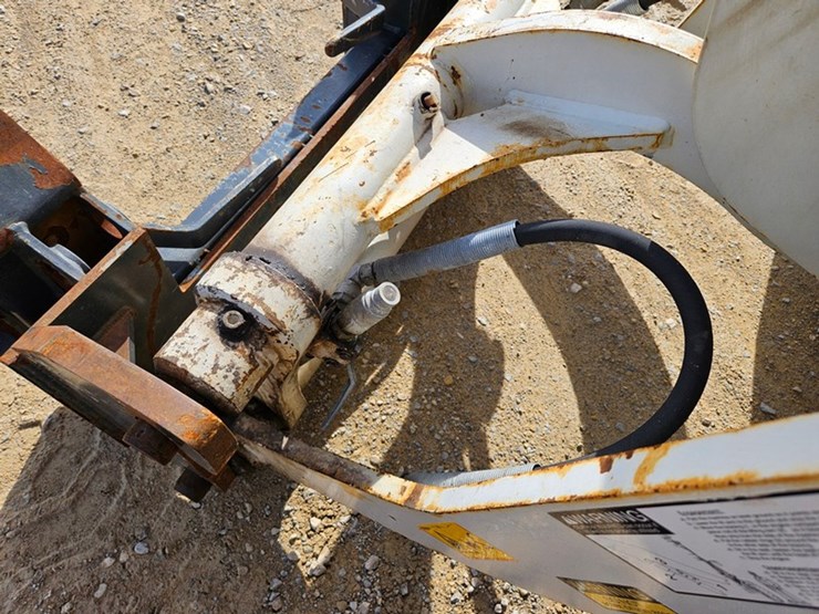 takeuchi-tw65-image-12