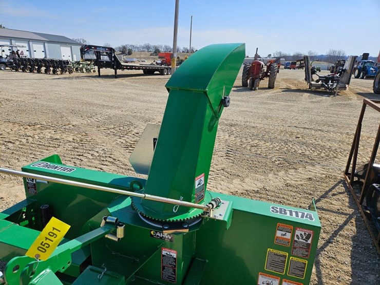 #5191-•-2022-frontier-sb1174-3pt-2-stage-snow-blower-image-14