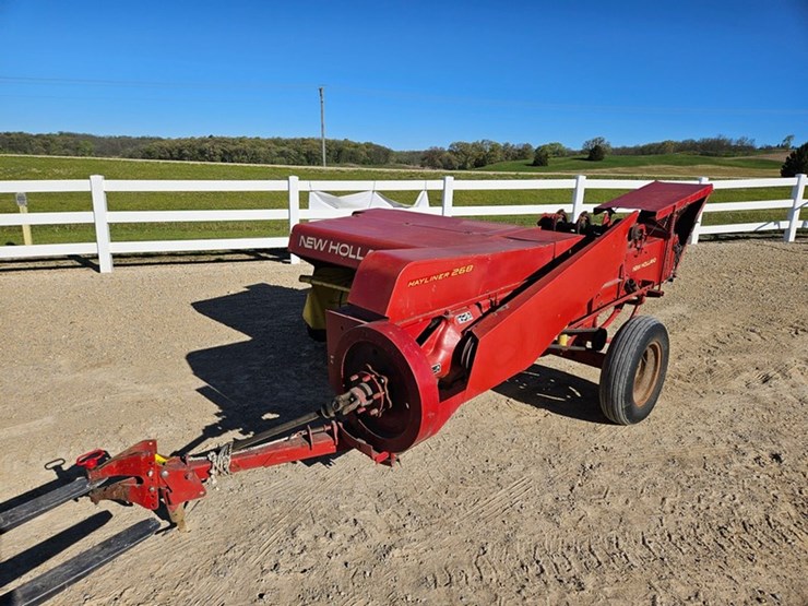 new-holland-268-image-1