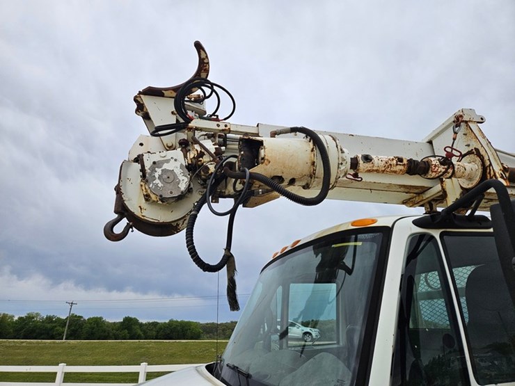 2005-international-durastar-4300-image-13