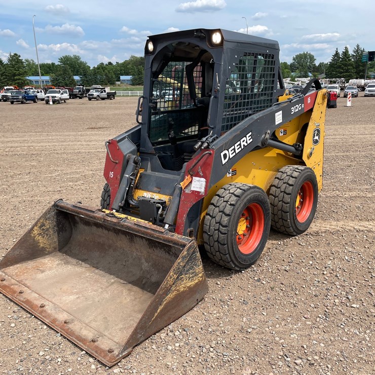 #1087 • John Deere 319GR Skid Steer