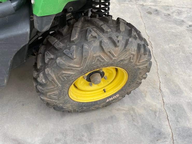 2016-john-deere-550-image-6