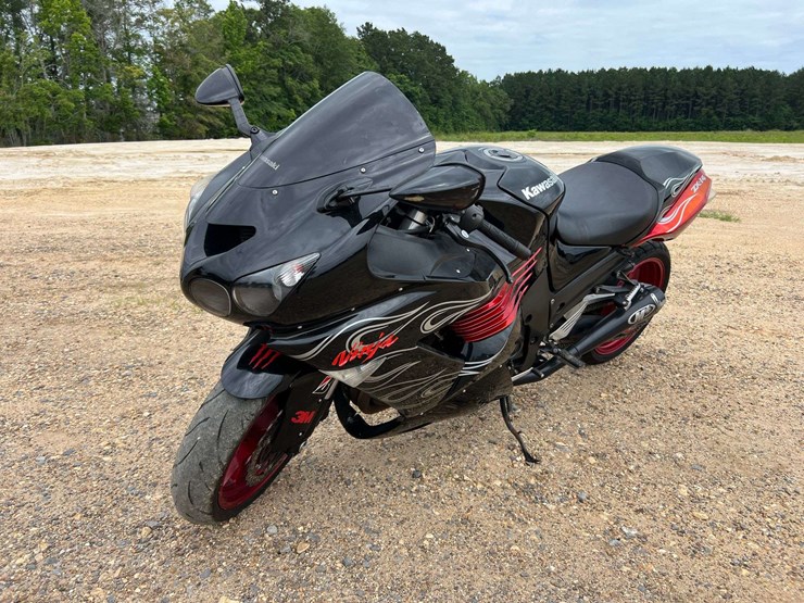 2007-kawasaki-ninja-zx-14-(-26,228-miles)-image-1