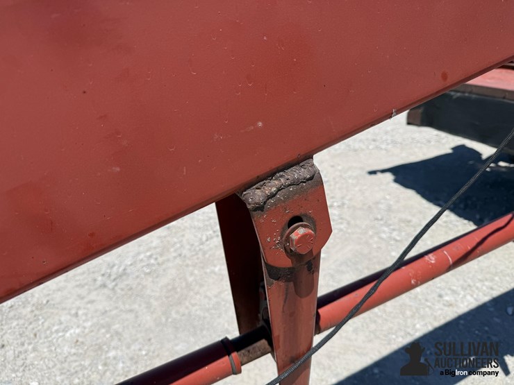 hesston-1340-image-15