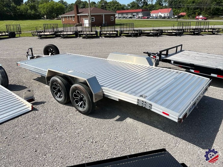 new-2025-timpte-1018-motorsports-t/a-aluminum-tag-trailer-image-3