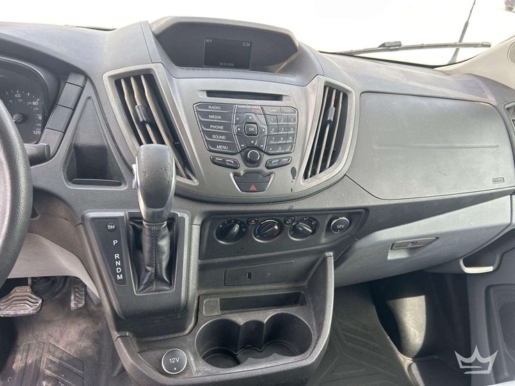 2018-ford-transit-image-19