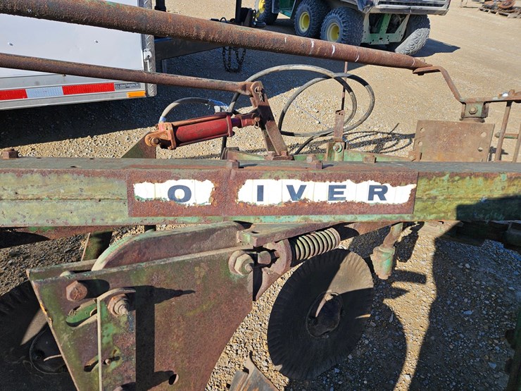 oliver-4-image-17