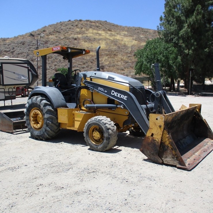 2018 DEERE 210LEP