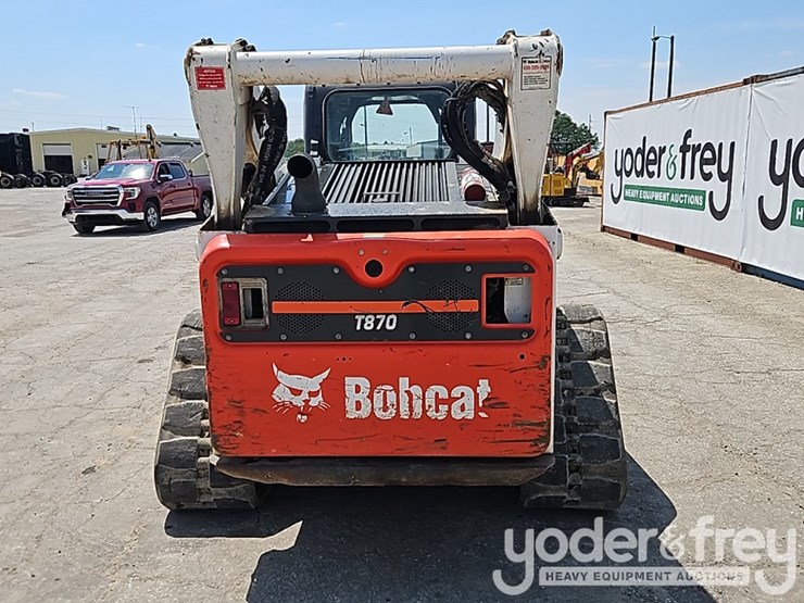 2021-bobcat-t870-image-22