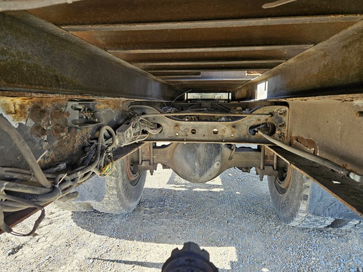 2004-international-durastar-4300-image-18