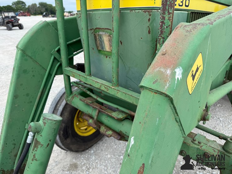 john-deere-4230-image-13