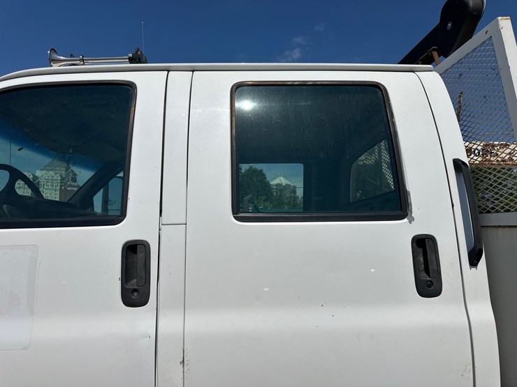 #11-•-2007-chevy-c8500-service-truck-image-28