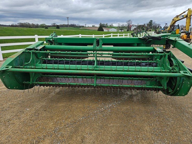 john-deere-820-image-42