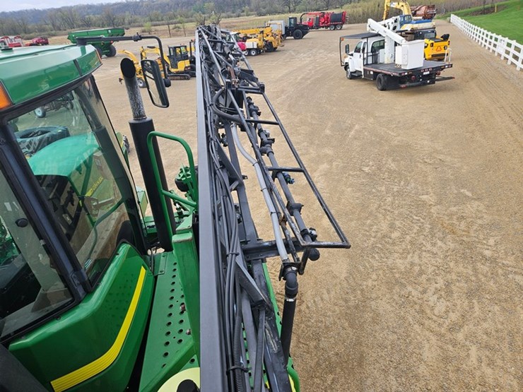 john-deere-4700-image-50