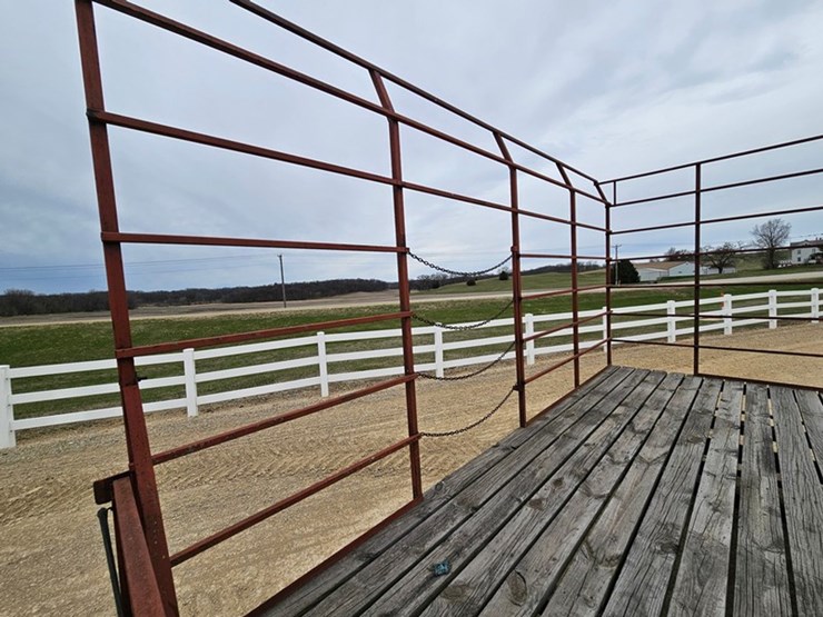 #5215-•-bale-wagon-minnesota-gear-image-13