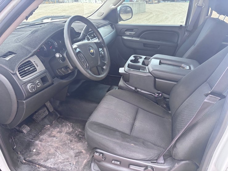 2014-chevrolet-tahoe-image-7