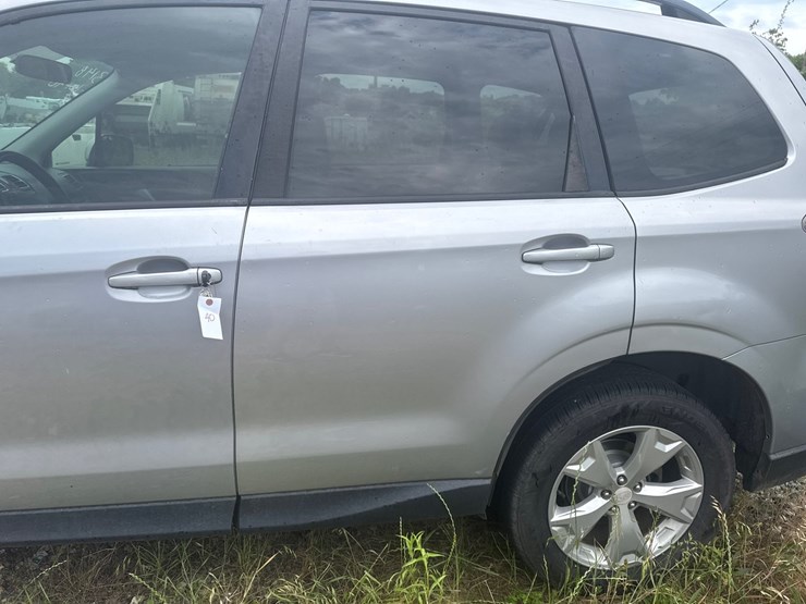 2016-subaru-forester-image-16