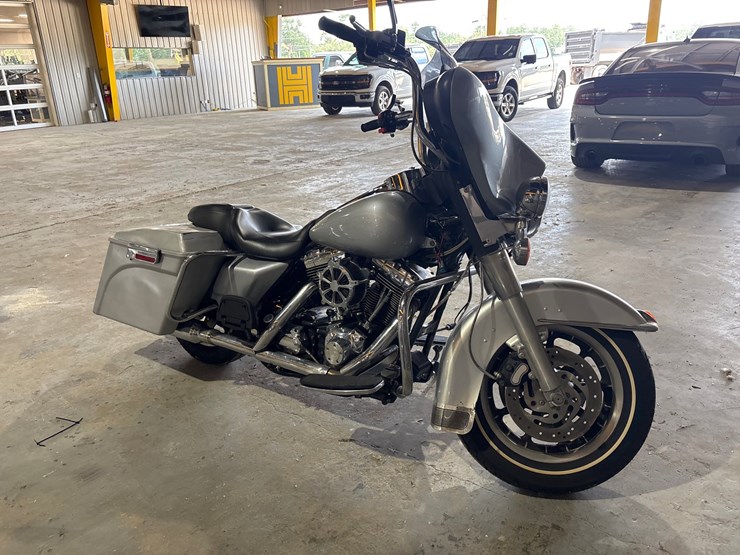 #98-•-2003-harley-davidson-electric-glide-image-2