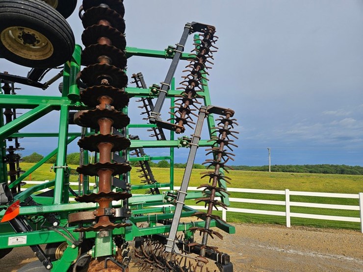 great-plains-3000-image-33