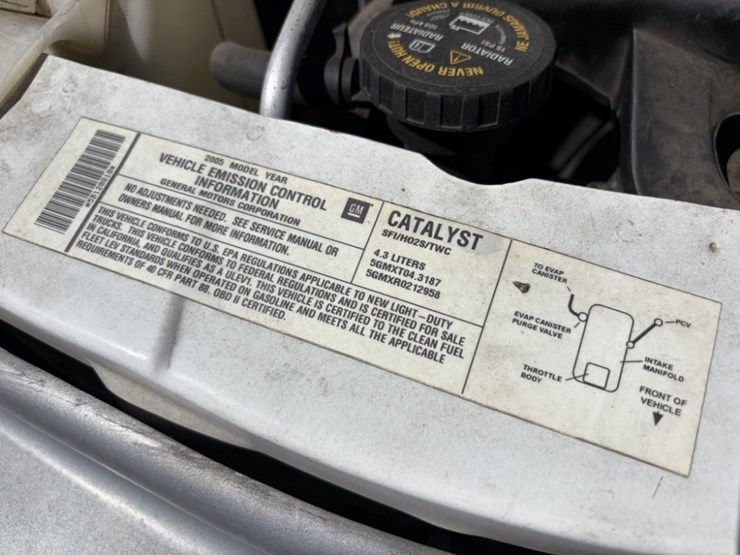 2005-chevrolet-astro-image-16