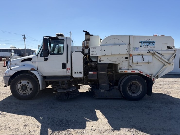 tymco-600-image-7