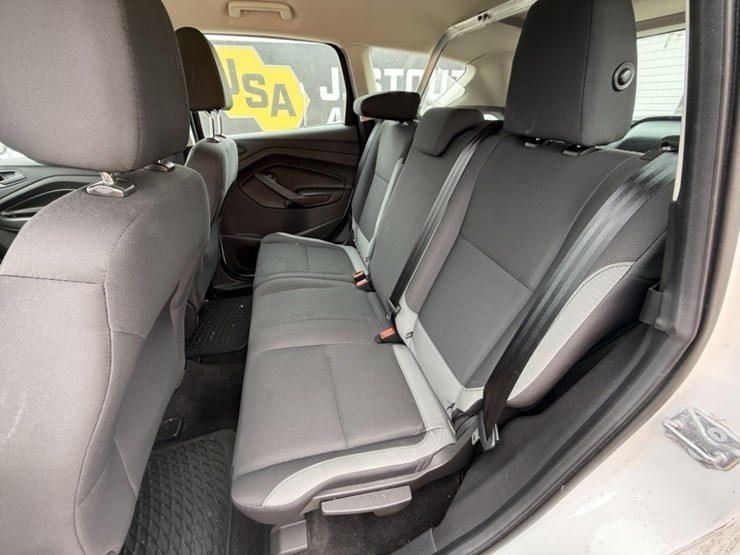 2016-ford-escape-image-21