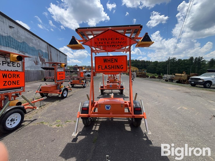 2023-wanco-traffic-control-trailered-caution-sign-image-6